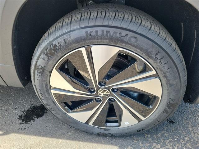 new 2024 Volkswagen Taos car, priced at $30,206