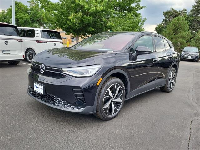 new 2025 Volkswagen ID.4 car, priced at $36,247