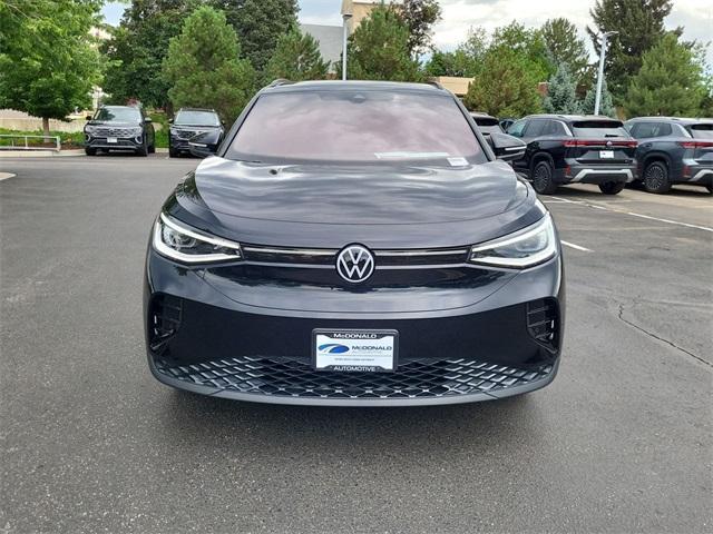 new 2025 Volkswagen ID.4 car, priced at $36,247