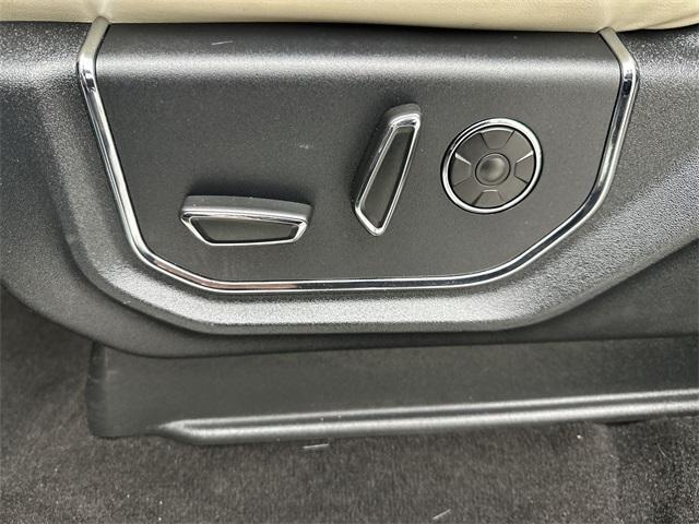 used 2020 Ford Expedition Max car, priced at $22,000