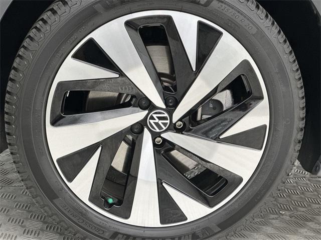 used 2022 Volkswagen ID.4 car, priced at $24,500