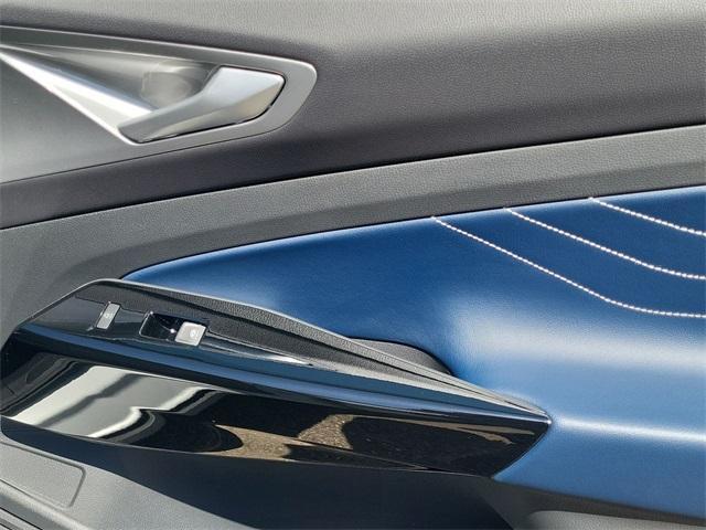 new 2025 Volkswagen ID.4 car, priced at $41,933
