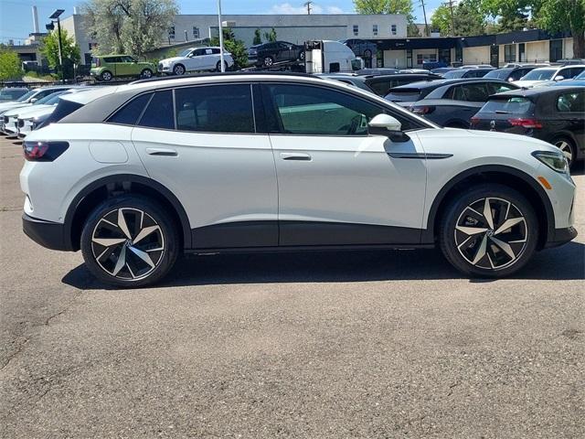 new 2025 Volkswagen ID.4 car, priced at $41,933