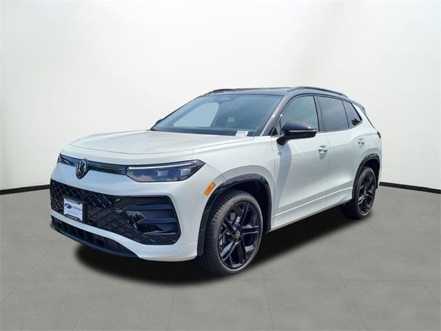 new 2025 Volkswagen Tiguan car, priced at $37,833