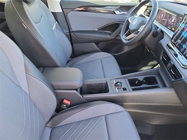 new 2025 Volkswagen Tiguan car, priced at $33,715