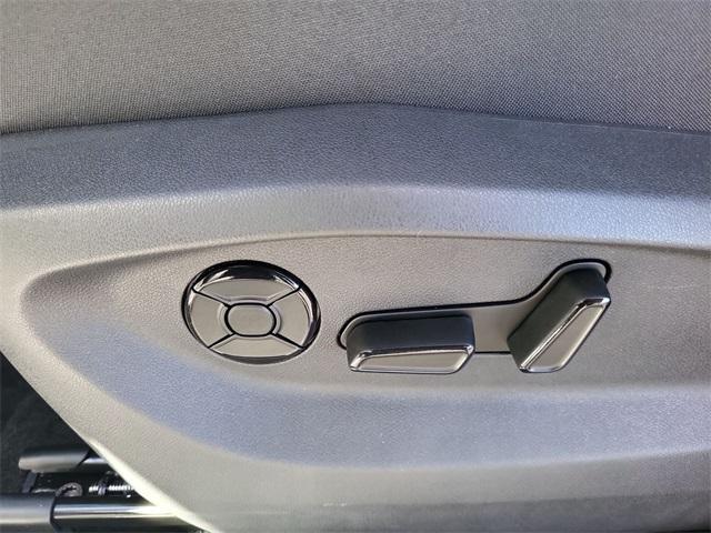 new 2025 Volkswagen Tiguan car, priced at $33,715