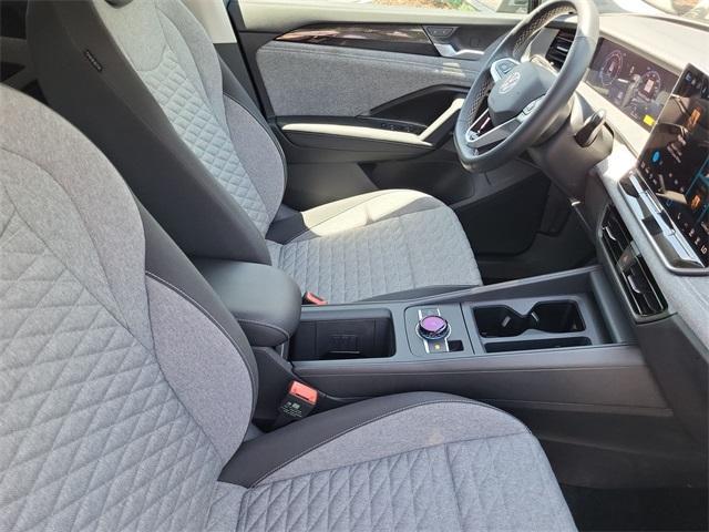 new 2025 Volkswagen Tiguan car, priced at $31,180