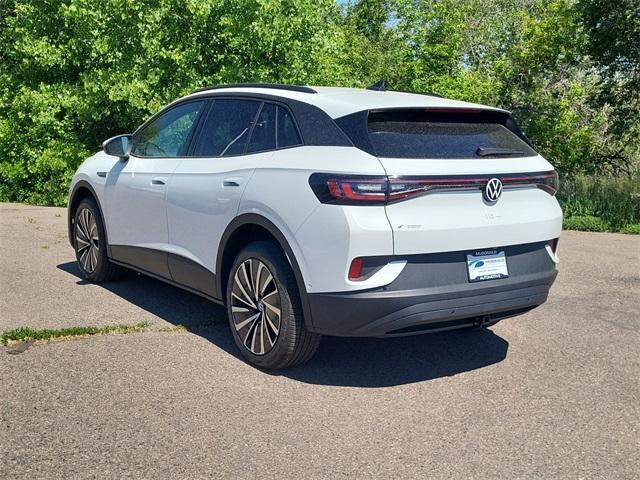new 2025 Volkswagen ID.4 car, priced at $31,560