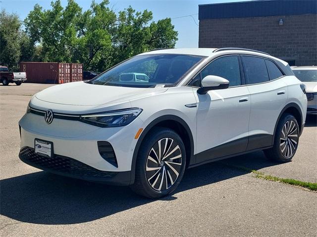 new 2025 Volkswagen ID.4 car, priced at $31,560