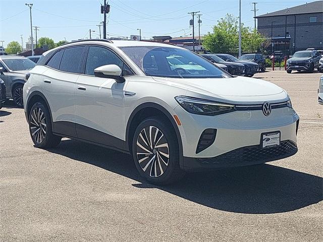 new 2025 Volkswagen ID.4 car, priced at $31,560