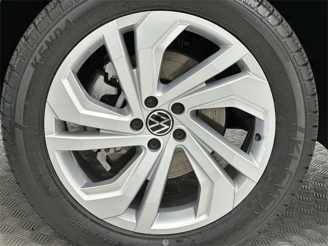 used 2022 Volkswagen Atlas car, priced at $29,000