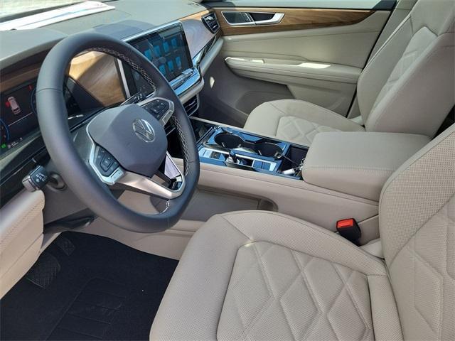 new 2025 Volkswagen Atlas car, priced at $43,321