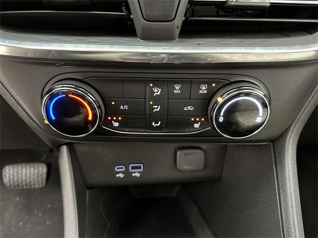 used 2024 Buick Encore GX car, priced at $25,091