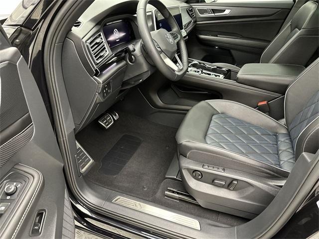used 2025 Volkswagen Atlas Cross Sport car, priced at $51,500