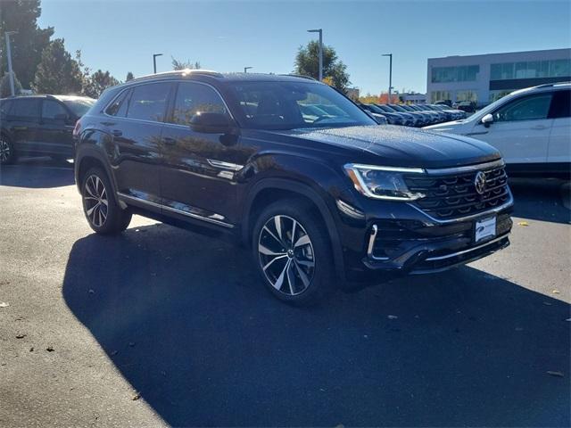 new 2025 Volkswagen Atlas Cross Sport car, priced at $50,518