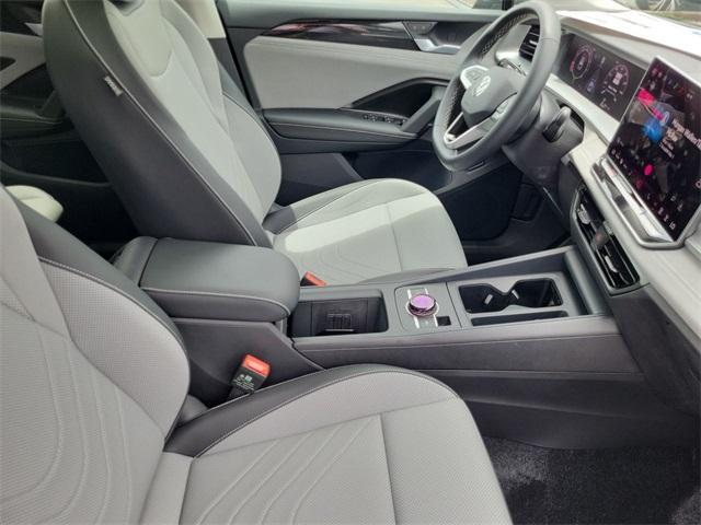 new 2025 Volkswagen Tiguan car, priced at $35,739