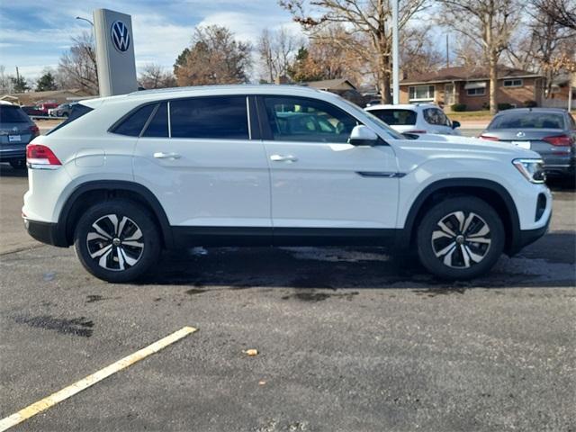 new 2025 Volkswagen Atlas Cross Sport car, priced at $38,134