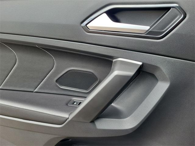 new 2024 Volkswagen Tiguan car, priced at $33,866