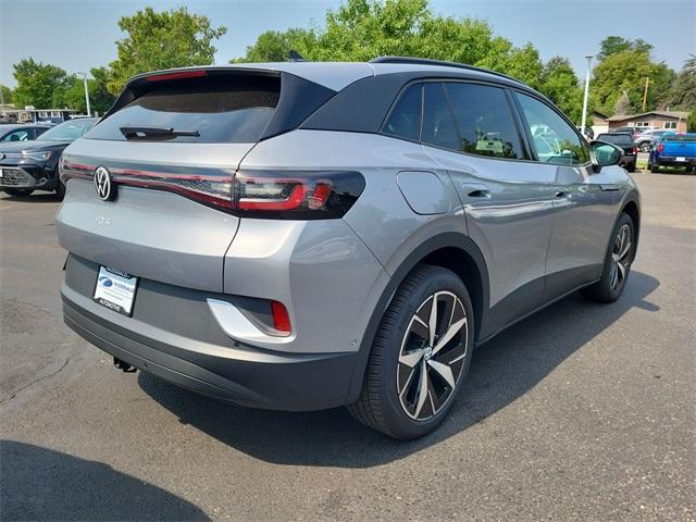 new 2025 Volkswagen ID.4 car, priced at $38,832