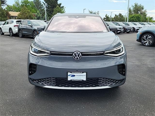 new 2025 Volkswagen ID.4 car, priced at $44,593