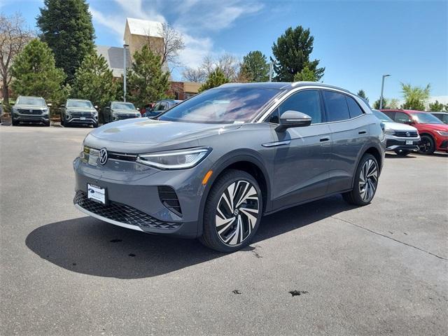 new 2025 Volkswagen ID.4 car, priced at $49,943