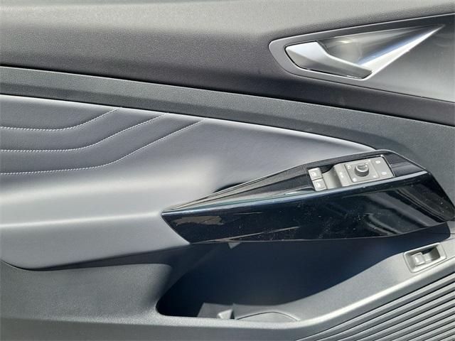 new 2025 Volkswagen ID.4 car, priced at $49,943