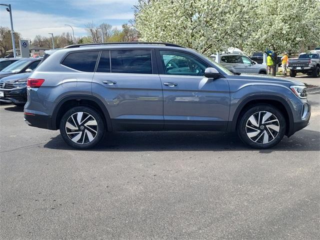 new 2025 Volkswagen Atlas car, priced at $43,168