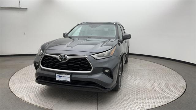 used 2020 Toyota Highlander car, priced at $36,999