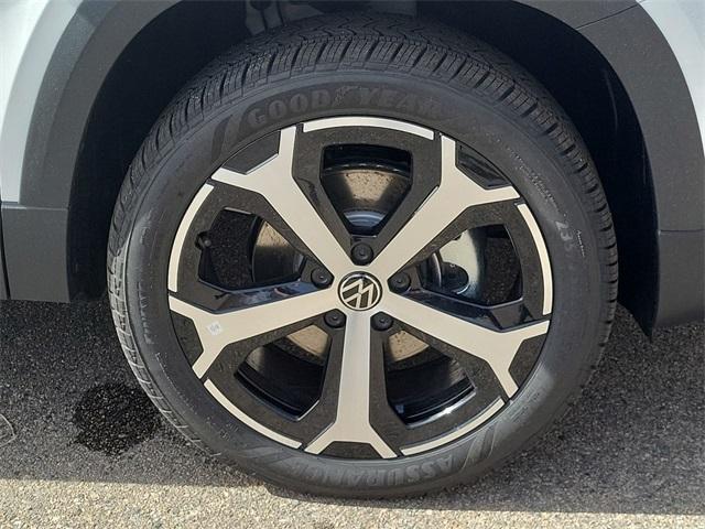 new 2025 Volkswagen Taos car, priced at $32,579