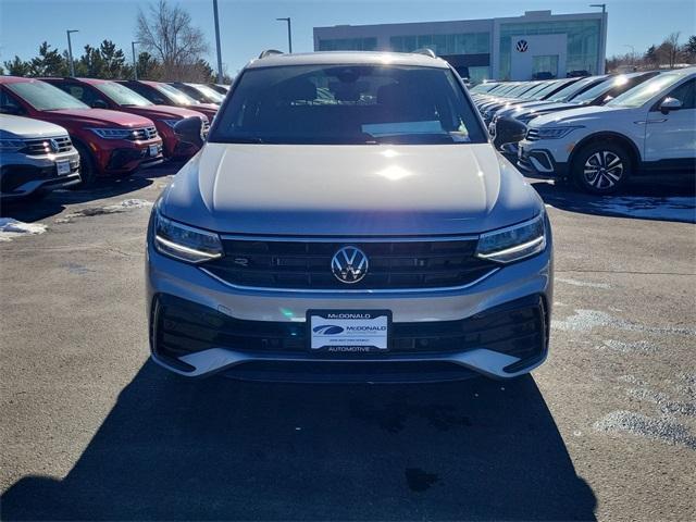 new 2024 Volkswagen Tiguan car, priced at $33,866