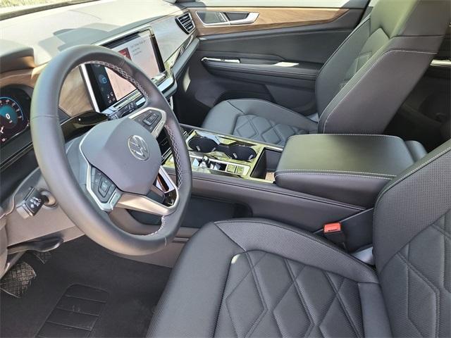 new 2025 Volkswagen Atlas car, priced at $42,951