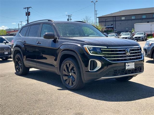 new 2025 Volkswagen Atlas car, priced at $42,951