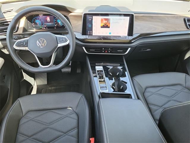 new 2025 Volkswagen Atlas car, priced at $42,951