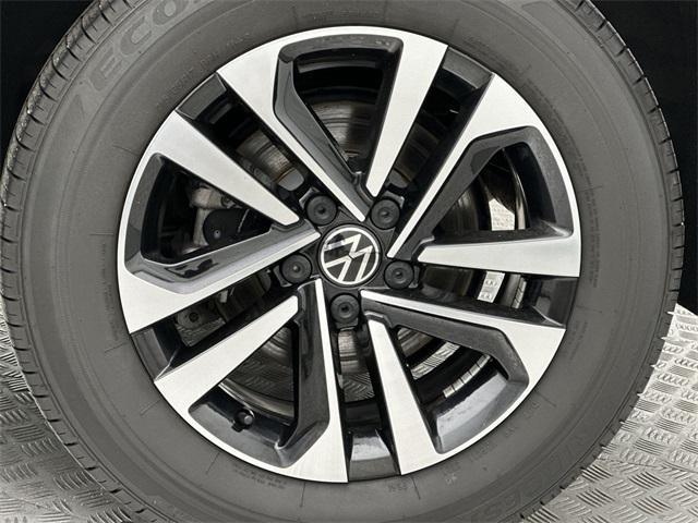 used 2022 Volkswagen Tiguan car, priced at $22,000