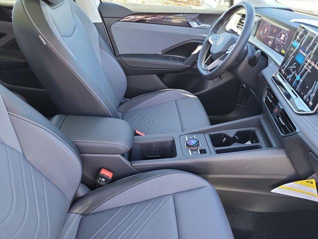 new 2025 Volkswagen Tiguan car, priced at $33,370