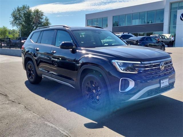 new 2024 Volkswagen Atlas car, priced at $43,373