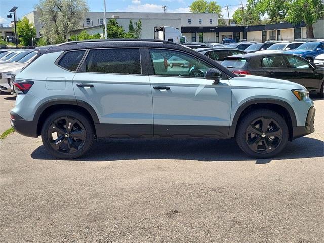 new 2025 Volkswagen Taos car