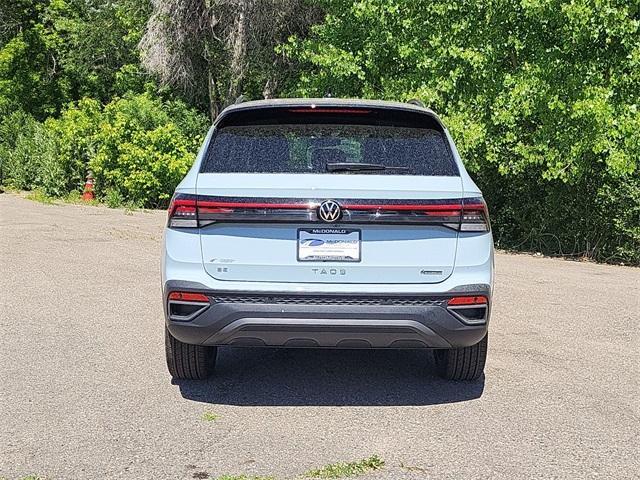 new 2025 Volkswagen Taos car