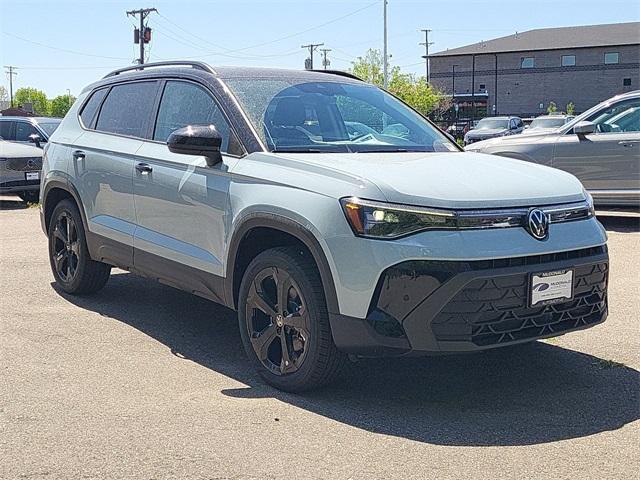 new 2025 Volkswagen Taos car