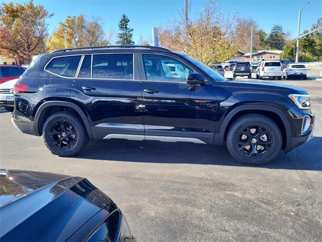 new 2024 Volkswagen Atlas car, priced at $47,271