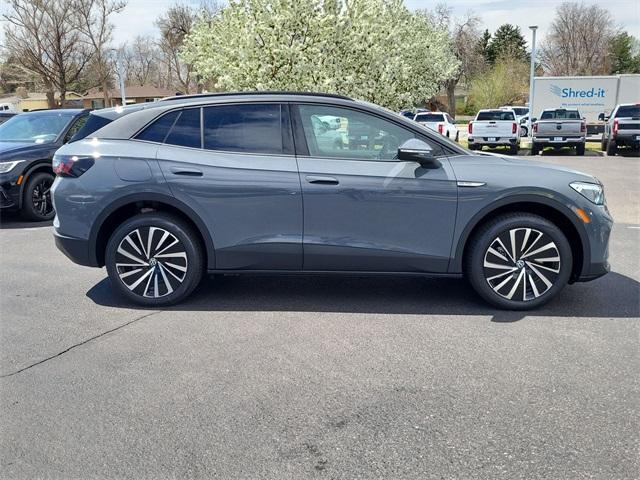 new 2025 Volkswagen ID.4 car, priced at $38,060