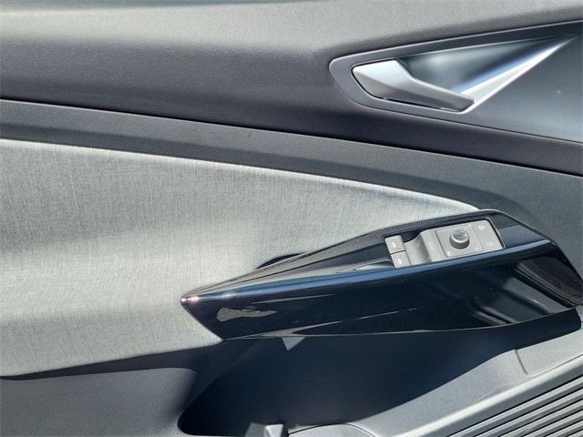 new 2025 Volkswagen ID.4 car, priced at $38,060