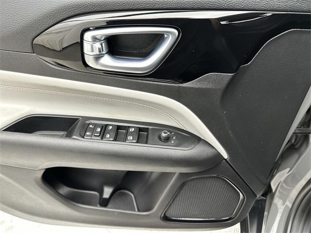 used 2022 Jeep Compass car, priced at $25,492