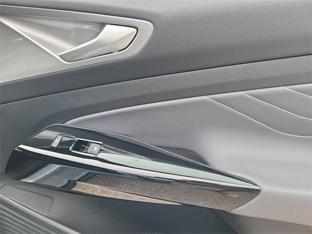 new 2025 Volkswagen ID.4 car, priced at $46,093