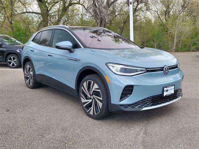 new 2025 Volkswagen ID.4 car, priced at $46,093