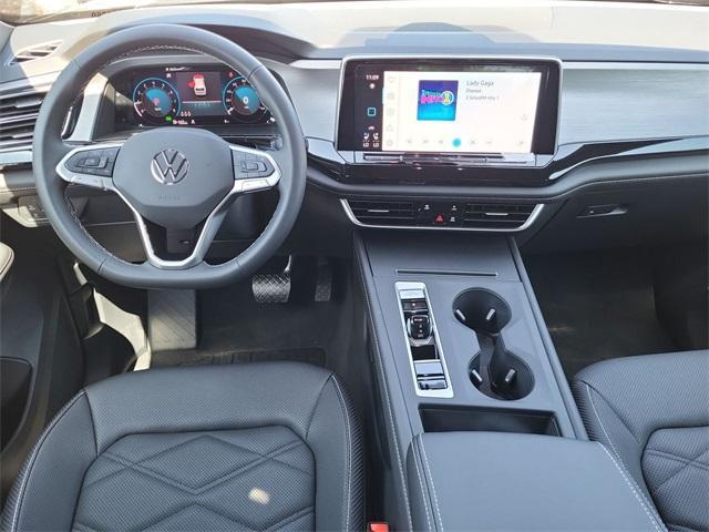 new 2025 Volkswagen Atlas Cross Sport car