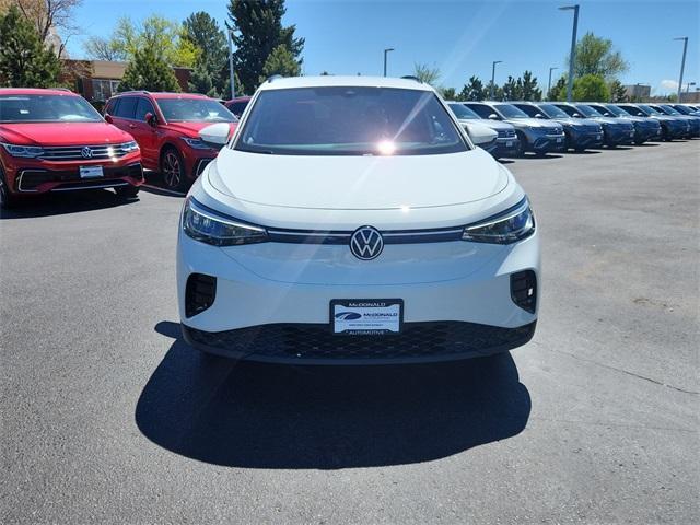 new 2024 Volkswagen ID.4 car, priced at $32,928