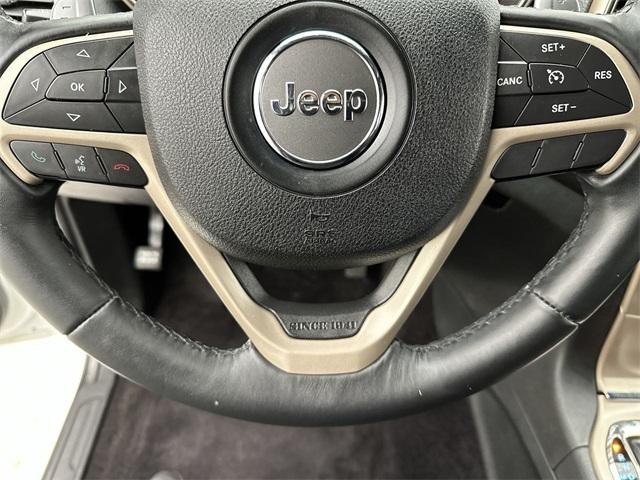 used 2017 Jeep Grand Cherokee car, priced at $17,570