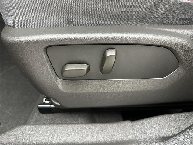 used 2022 Buick Envision car, priced at $28,754