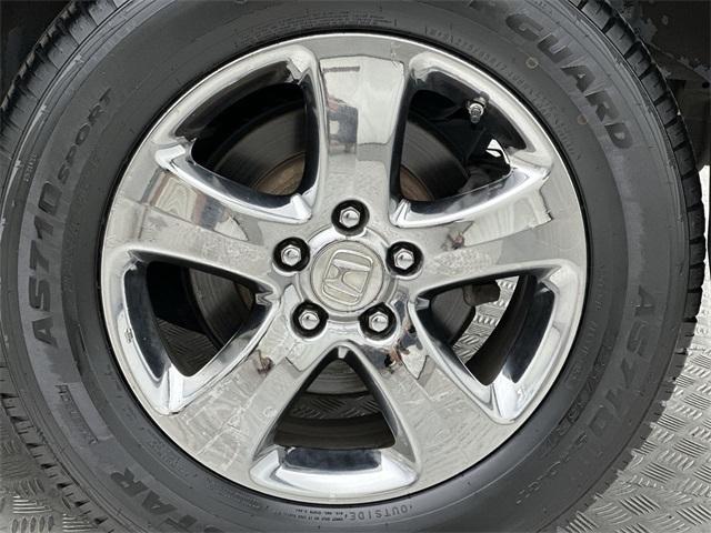 used 2011 Honda CR-V car, priced at $7,000